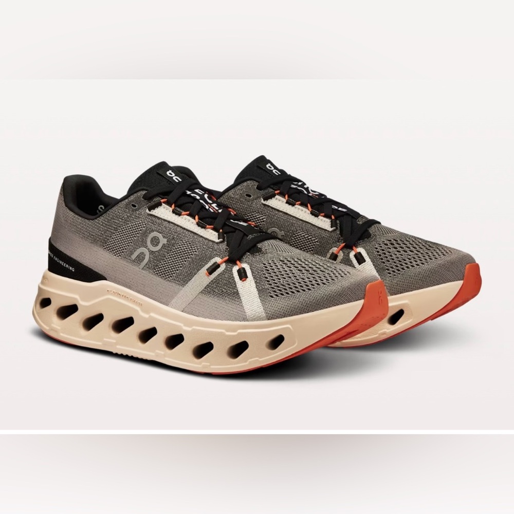 On Running Cloudeclipse fade/sand size 8 wms